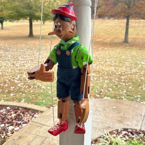 VTG RARE Handmade Pinocchio Beautiful Hand-carved Wooden Puppet Collectible - Picture 12 of 16